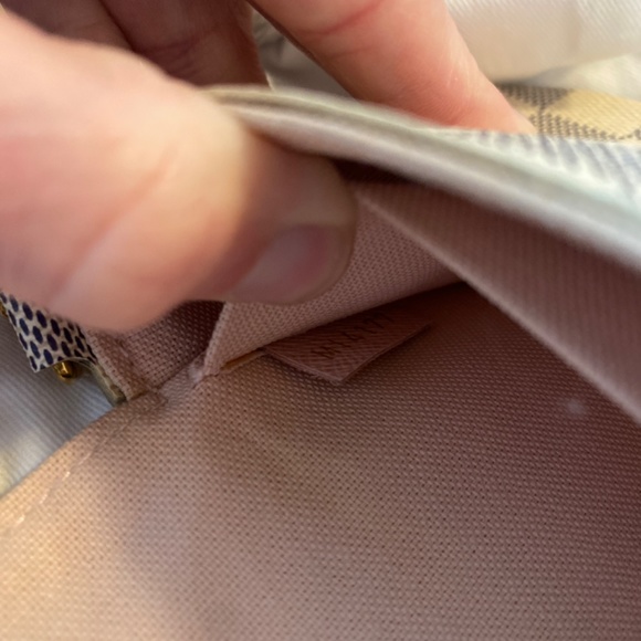 Louis Vuitton Felicie Pochette - Picture 8 of 8